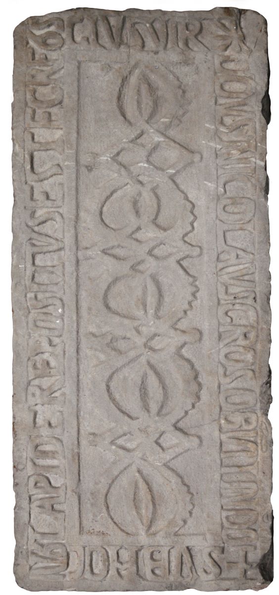 Lespede funerară