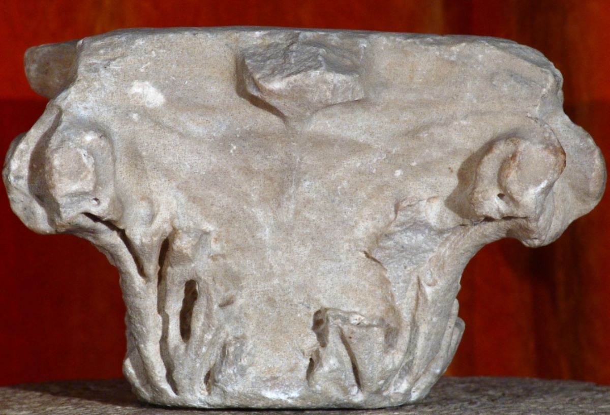 Capitel corintic