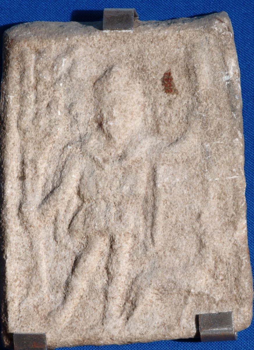 Relief votiv