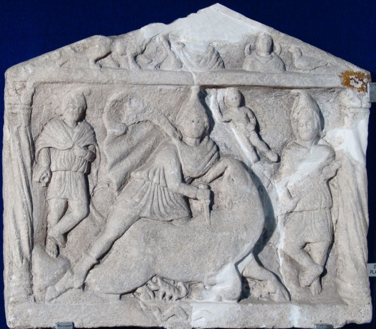 Relief mitriac