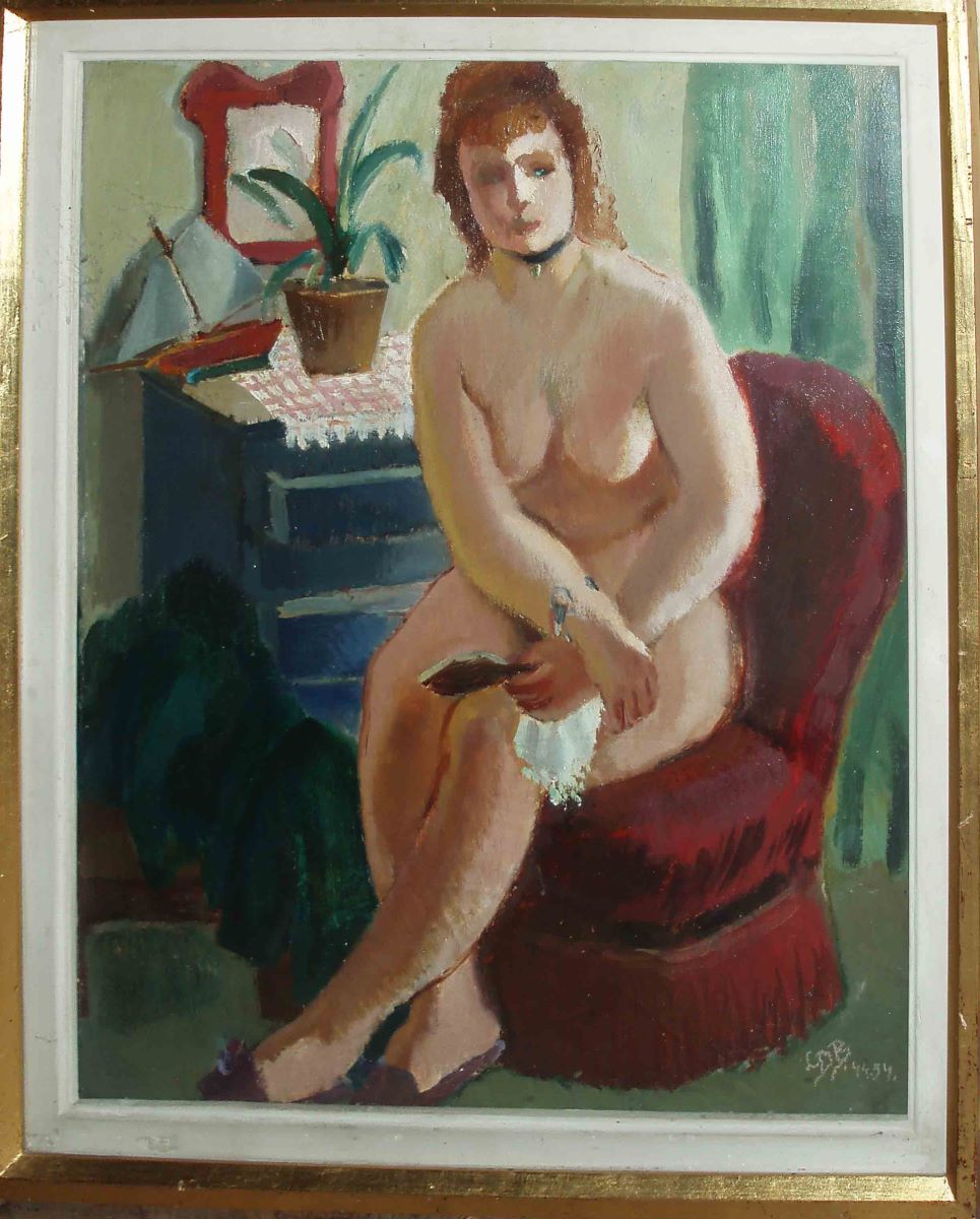 Nud în fotoliu roșu