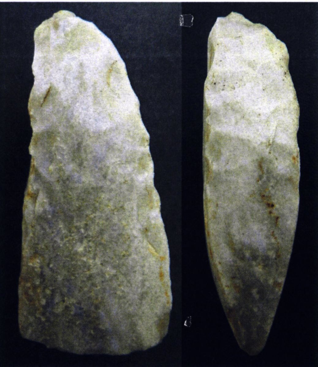 Topor din silex