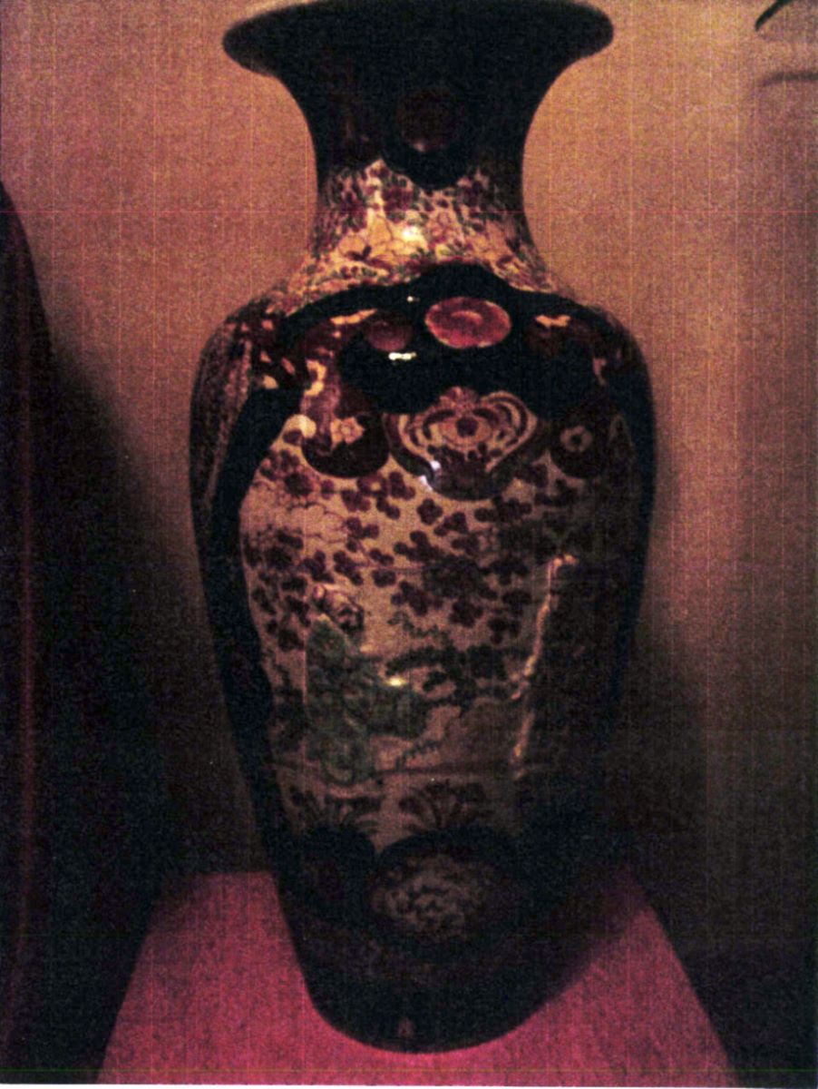 Vas ornamental