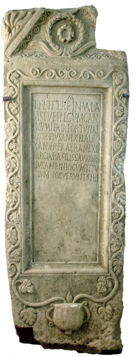 Stelă funerară