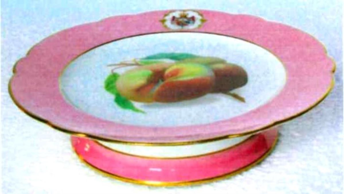 platou cu picior