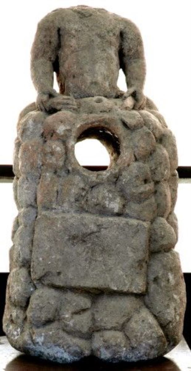 Gură de fântână cu Mithras Petrogenitus