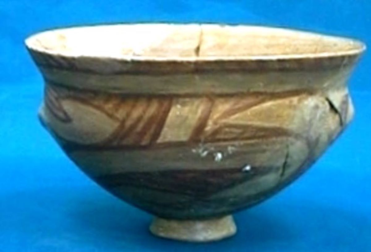 Capac cu mâner tronconic