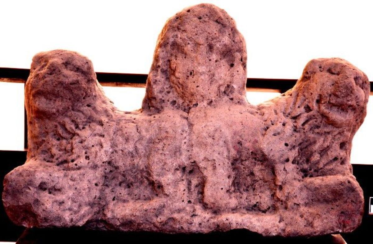 Coronament funerar