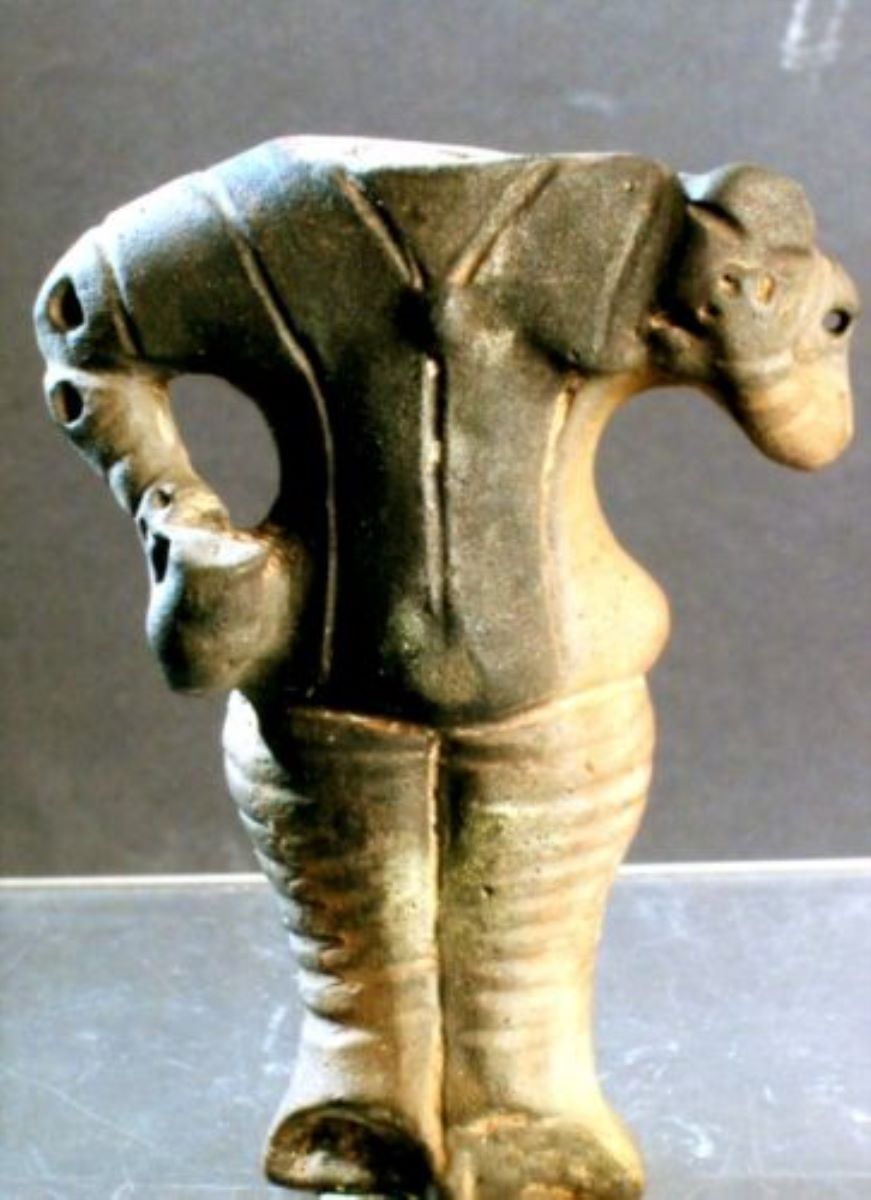 Statuetă antropomorfă