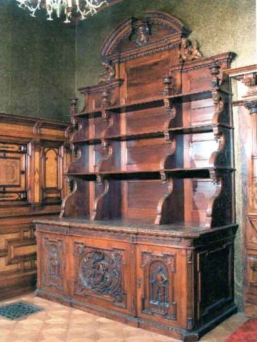 Dressoir gigant