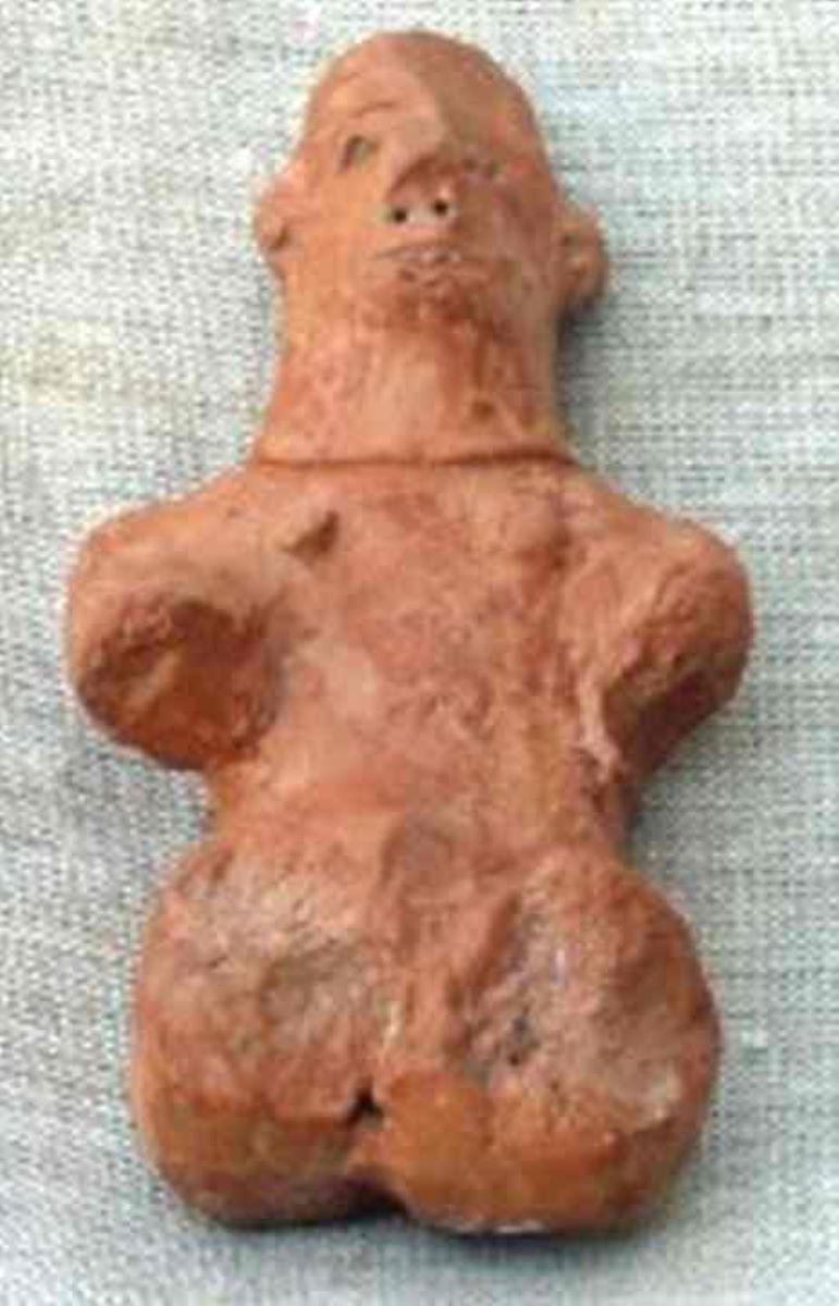 Statuetă antropomorfă masculină