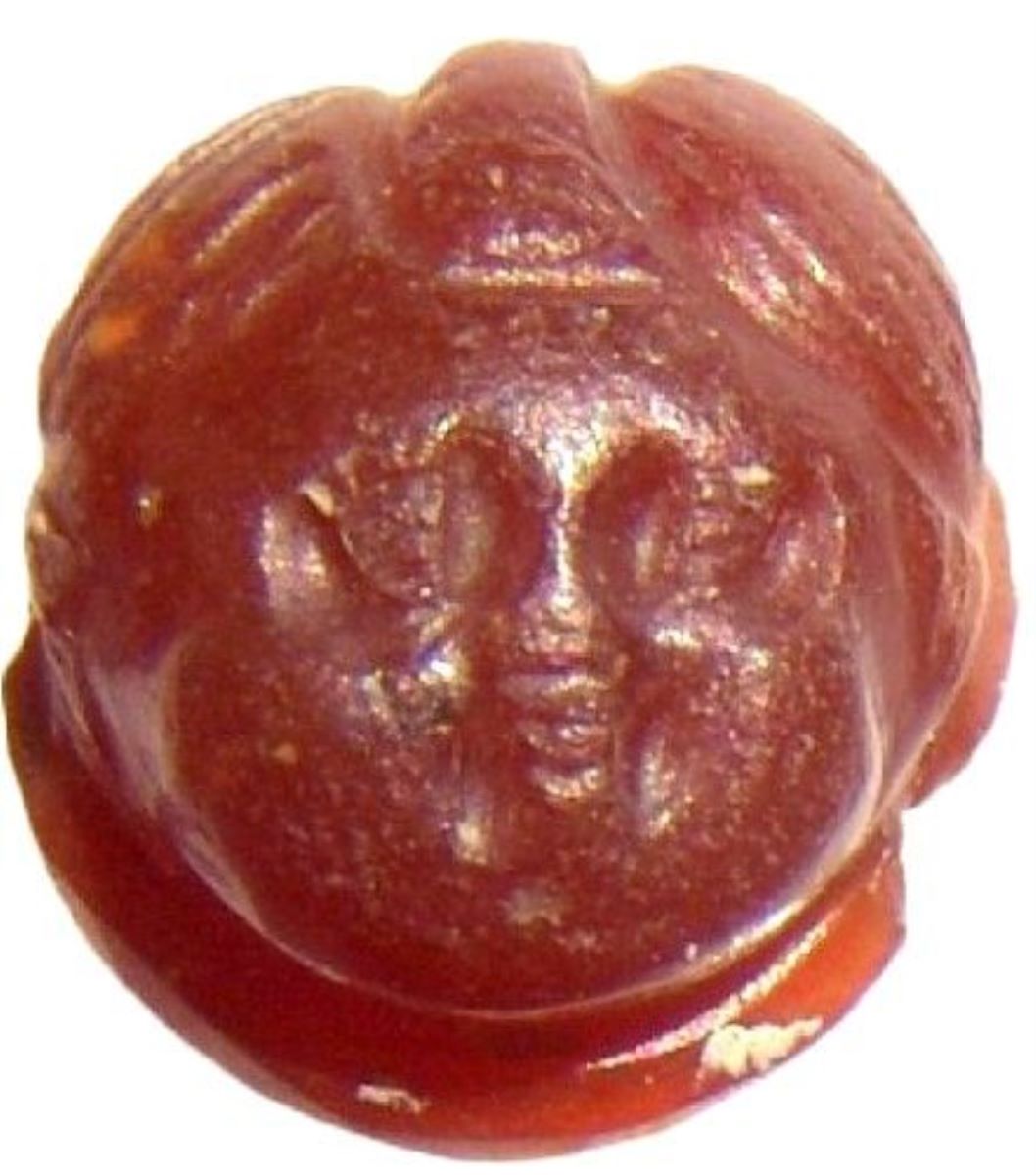 Camee cu reprezentarea Medusei