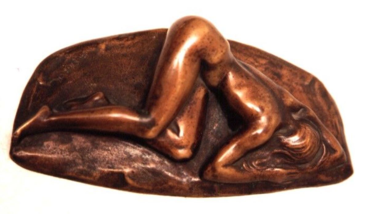 Nud culcat