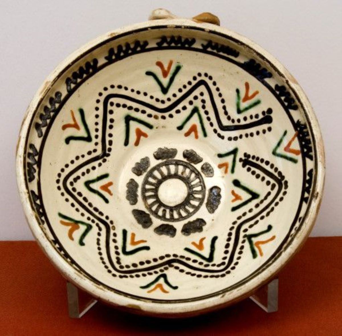 strachină