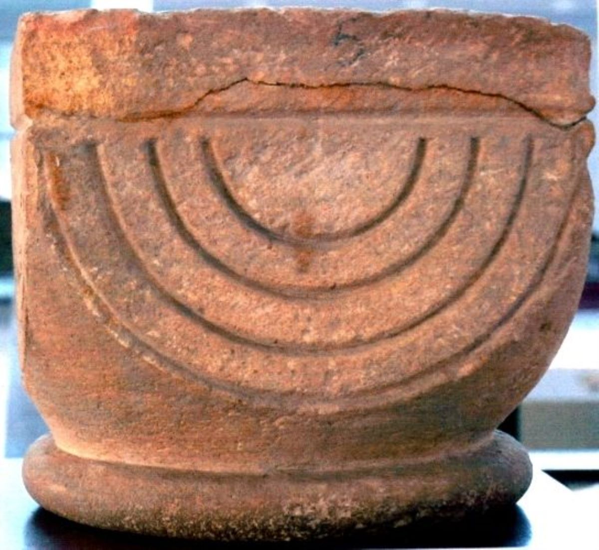 Capitel romanic