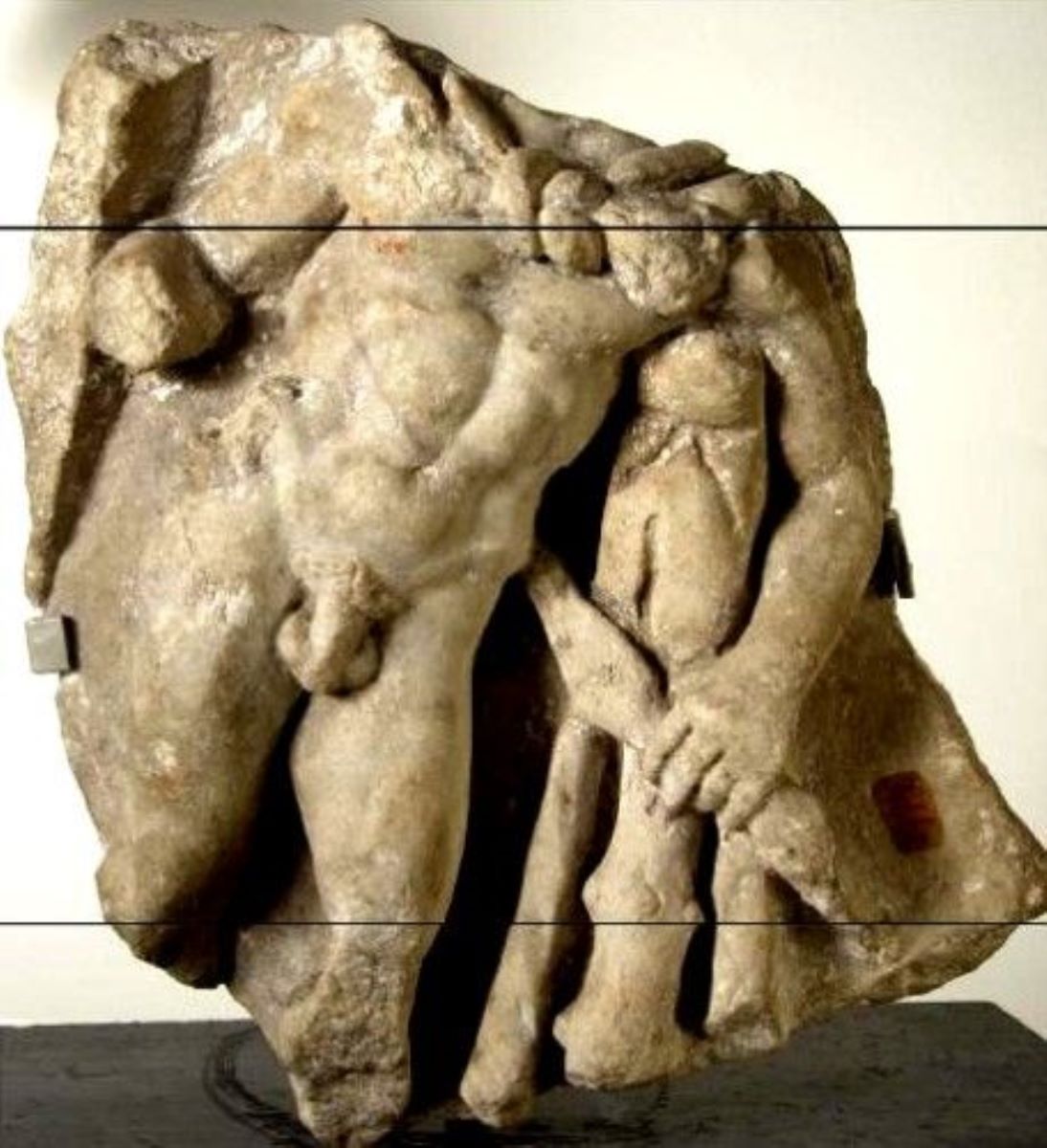 Relief votiv reprezentându-l pe Hercules