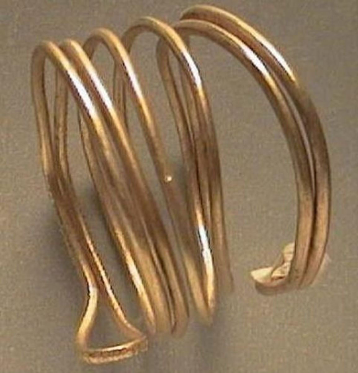 Inel spiralic