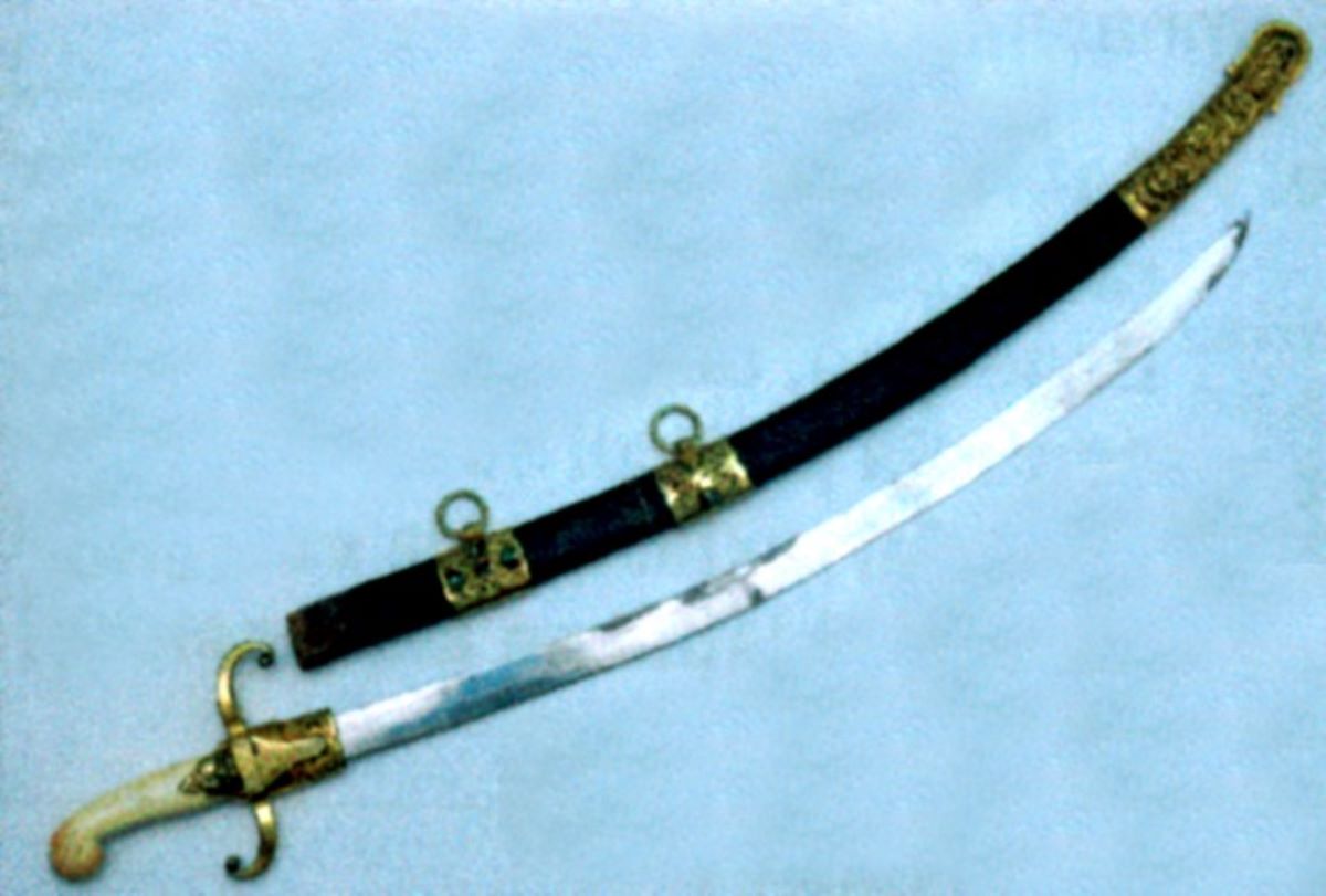 sabie de paradă