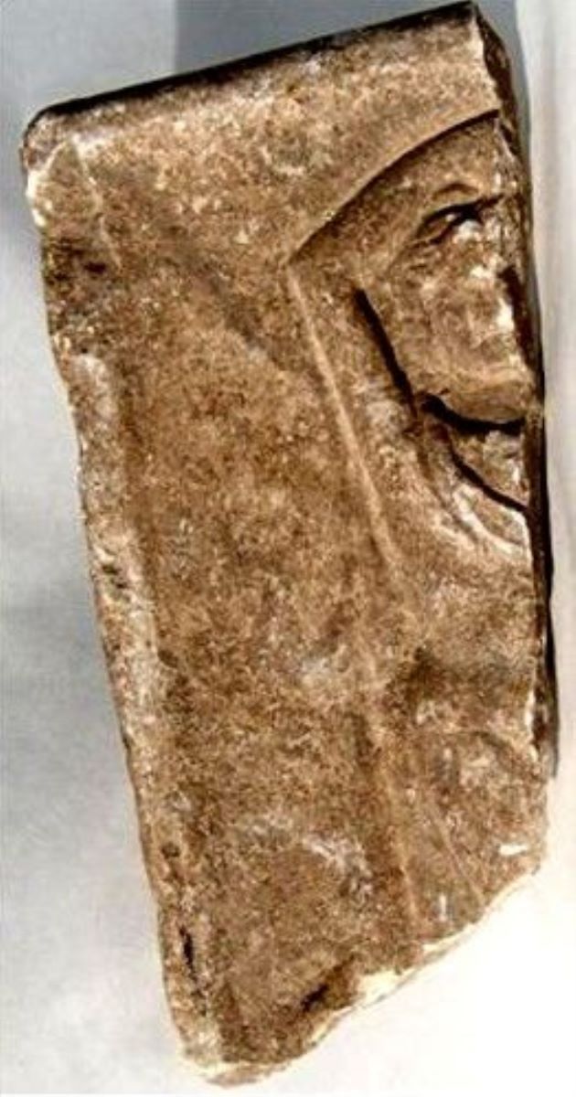 Relief votiv
