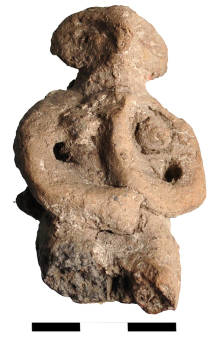 Statuetă antropomorfă în pozițiea șezată