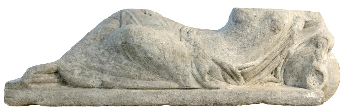 Sculptură funerară reprezentând o femeie culcată