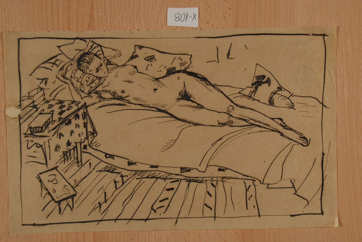Nud pe canapea