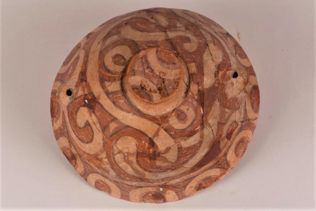 Capac semisferic