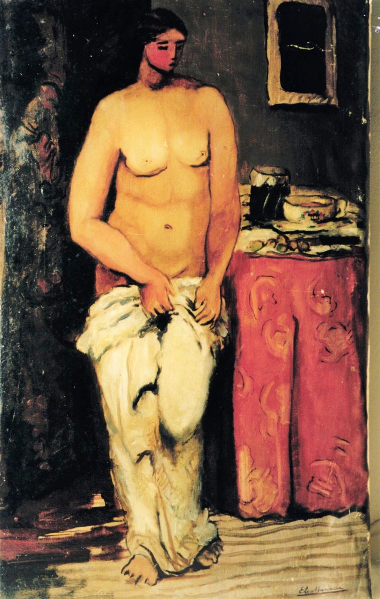 Nud și masă roz