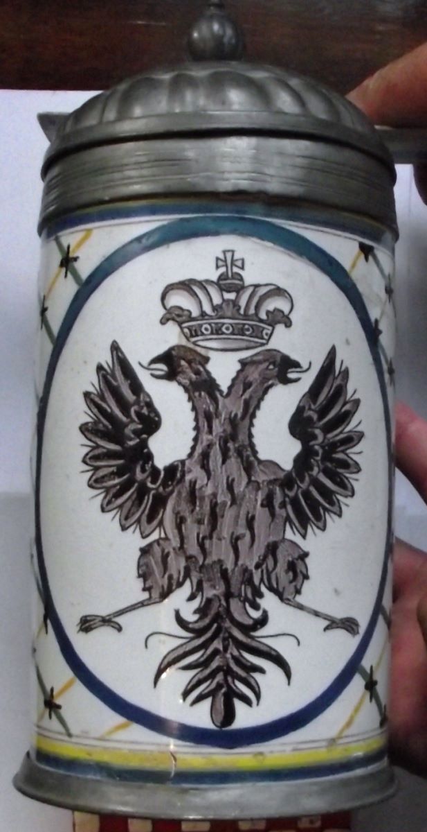 Cană cu capac